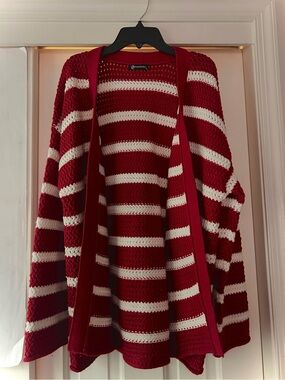 Super cute Pretty Garden red and white striped cardigan